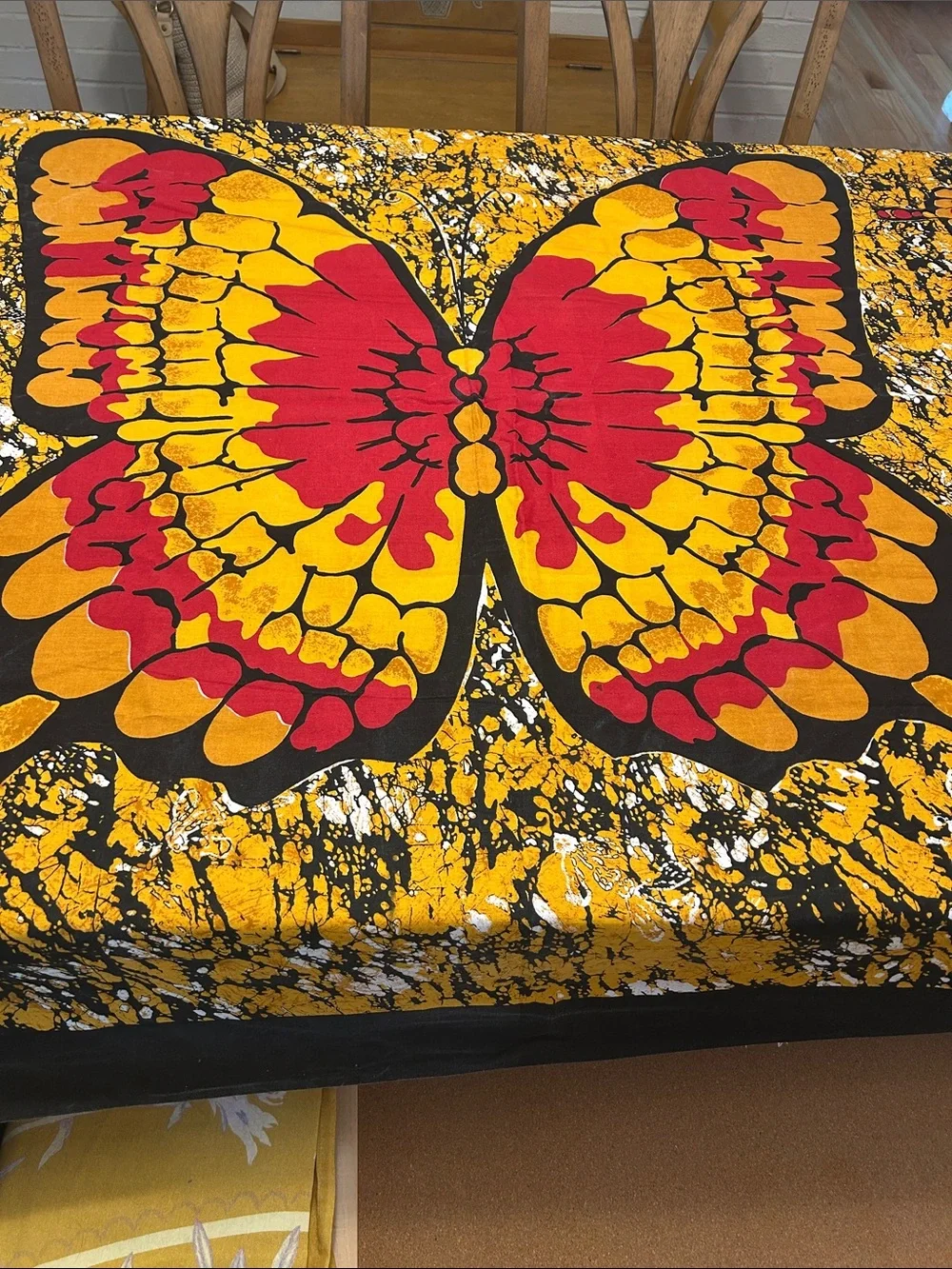Vibrant Butterfly Print Bedspread in Yellow & Red